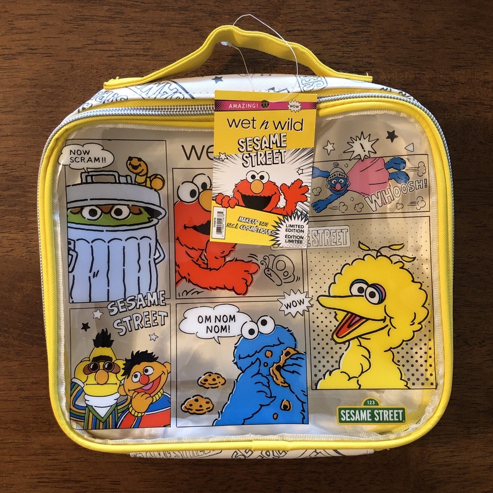 Wet N Wild Sesame Street Makeup Bag, Makeup Sponge & Case Set LIMITED EDITION - Picture 3 of 16
